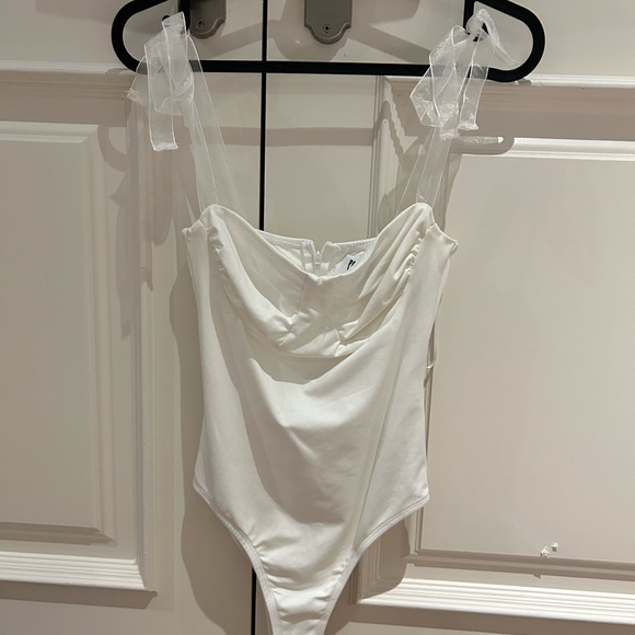 Princess polly bodysuit with bow sleeves - Picture 4 of 8